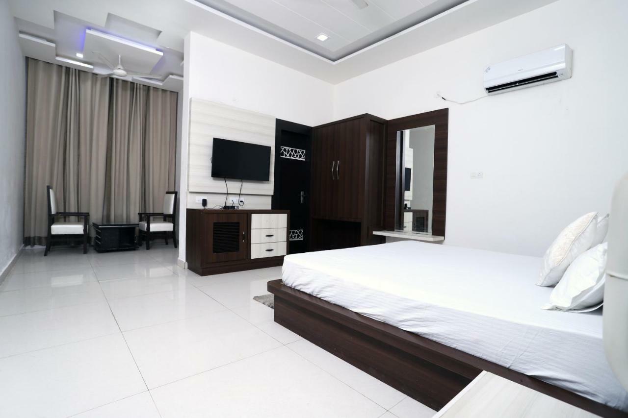 Surkhi Diwan Hotel And Restaurant מראה חיצוני תמונה