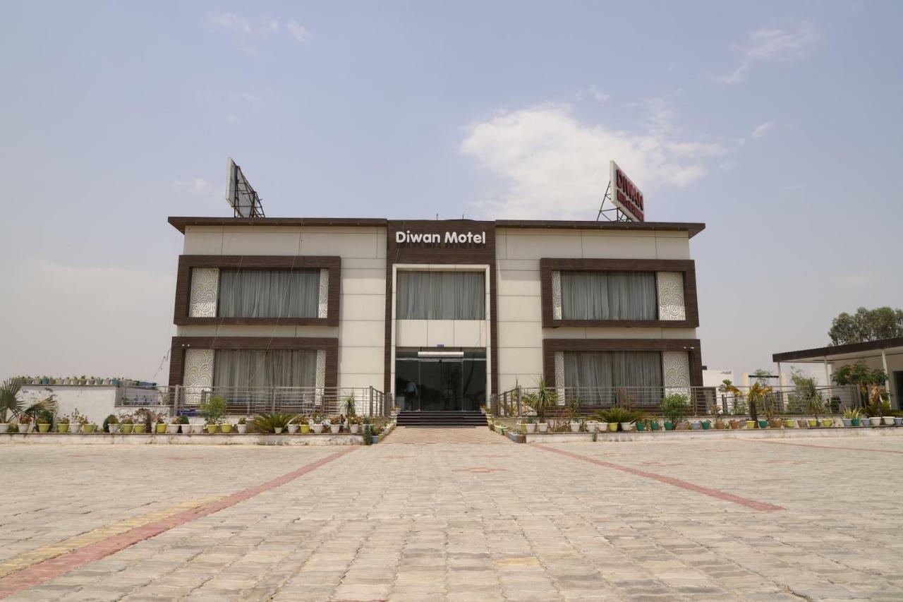 Surkhi Diwan Hotel And Restaurant מראה חיצוני תמונה